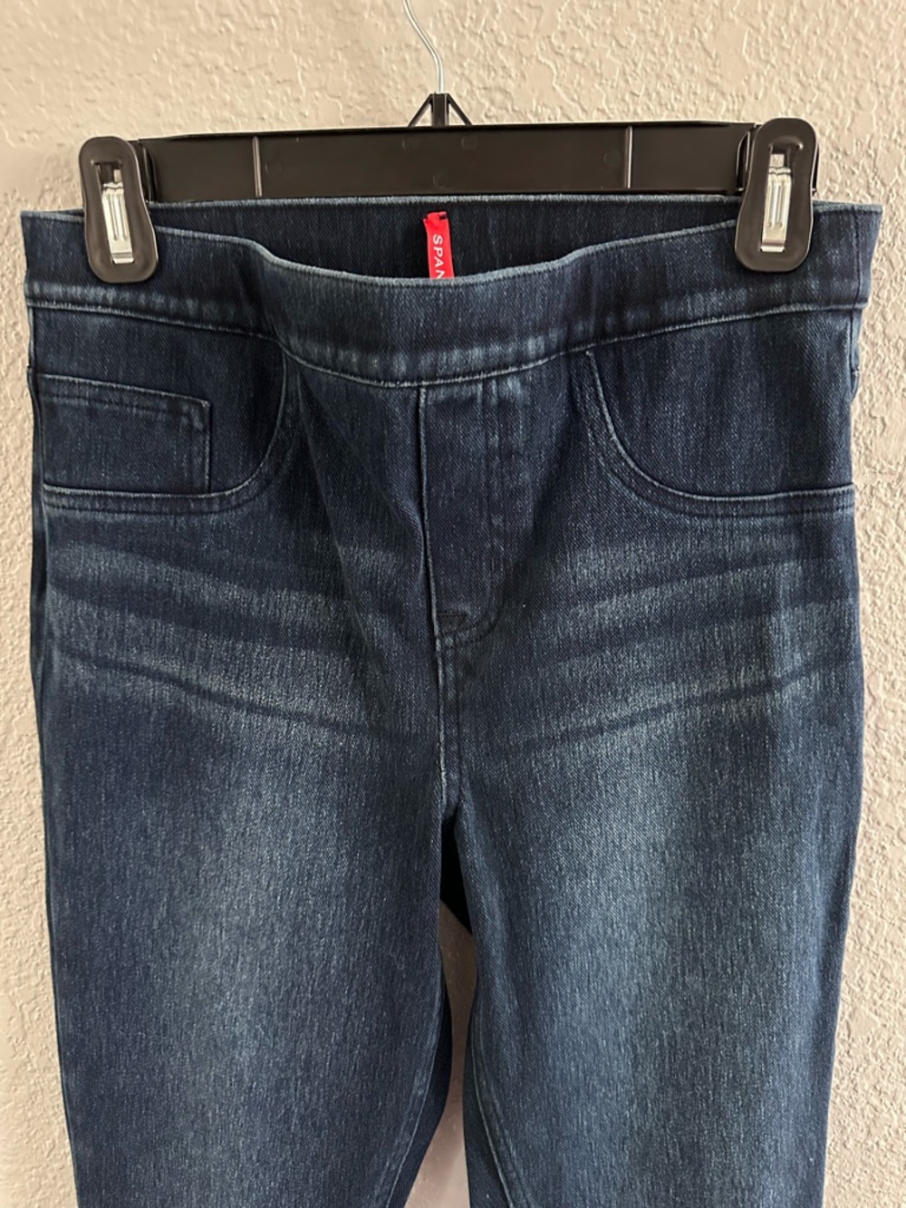 Spanx Dark Wash Pull-On Denim Leggings Jeggings Size M - Picture 2 of 7